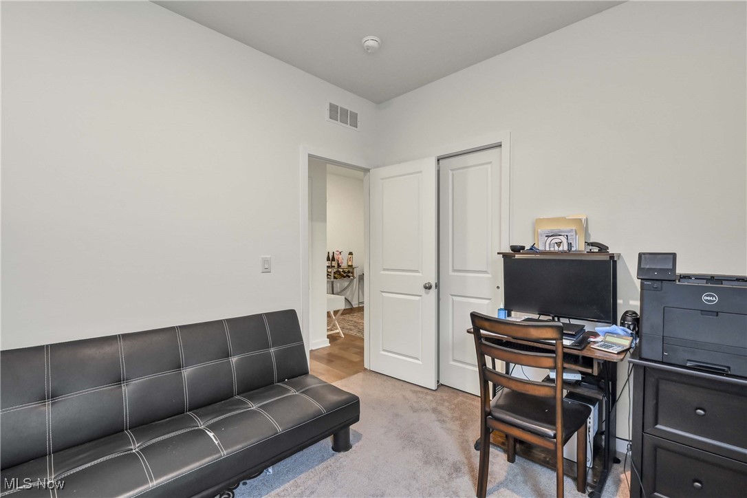 229 Harvest Way Elyria OH 44035