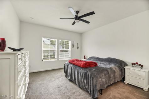 229 Harvest Way Elyria OH 44035