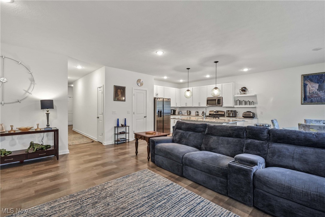 229 Harvest Way Elyria OH 44035