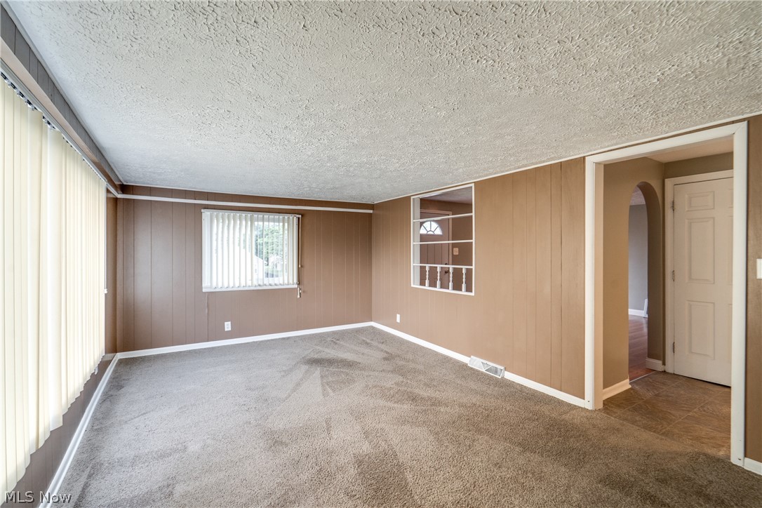 1231 Spangler Street NE Canton OH 44714