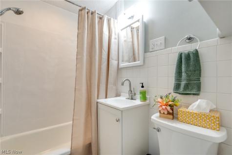 1231 Spangler Street NE Canton OH 44714
