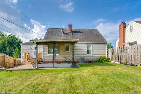1231 Spangler Street NE Canton OH 44714