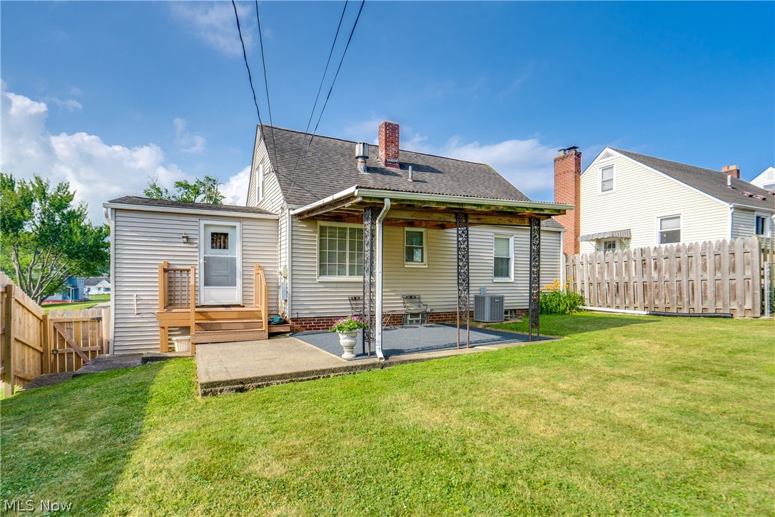 1231 Spangler Street NE Canton OH 44714