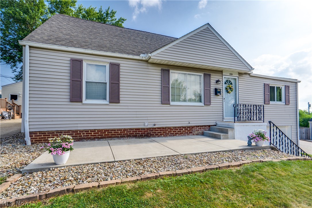 1231 Spangler Street NE Canton OH 44714