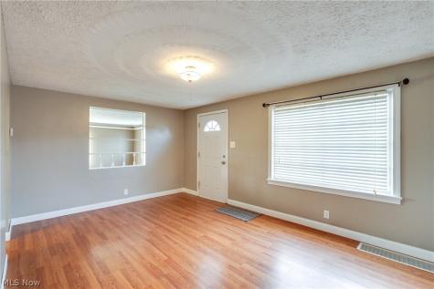 1231 Spangler Street NE Canton OH 44714