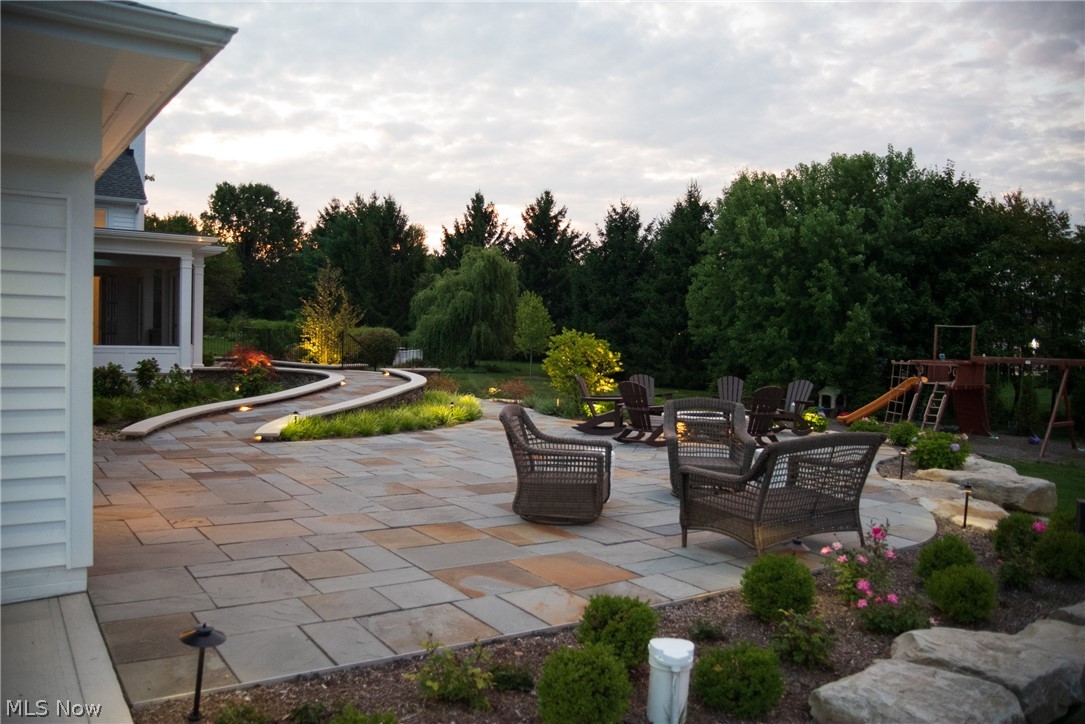 9830 Greenway Trail Chagrin Falls OH 44023