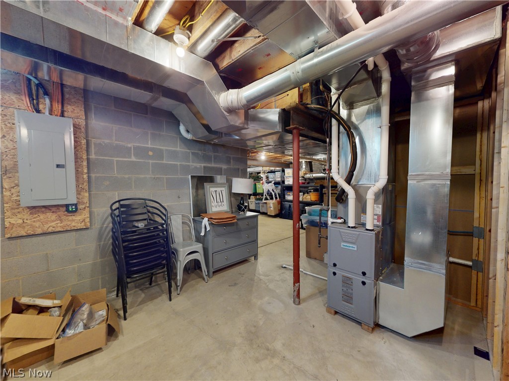 9830 Greenway Trail Chagrin Falls OH 44023