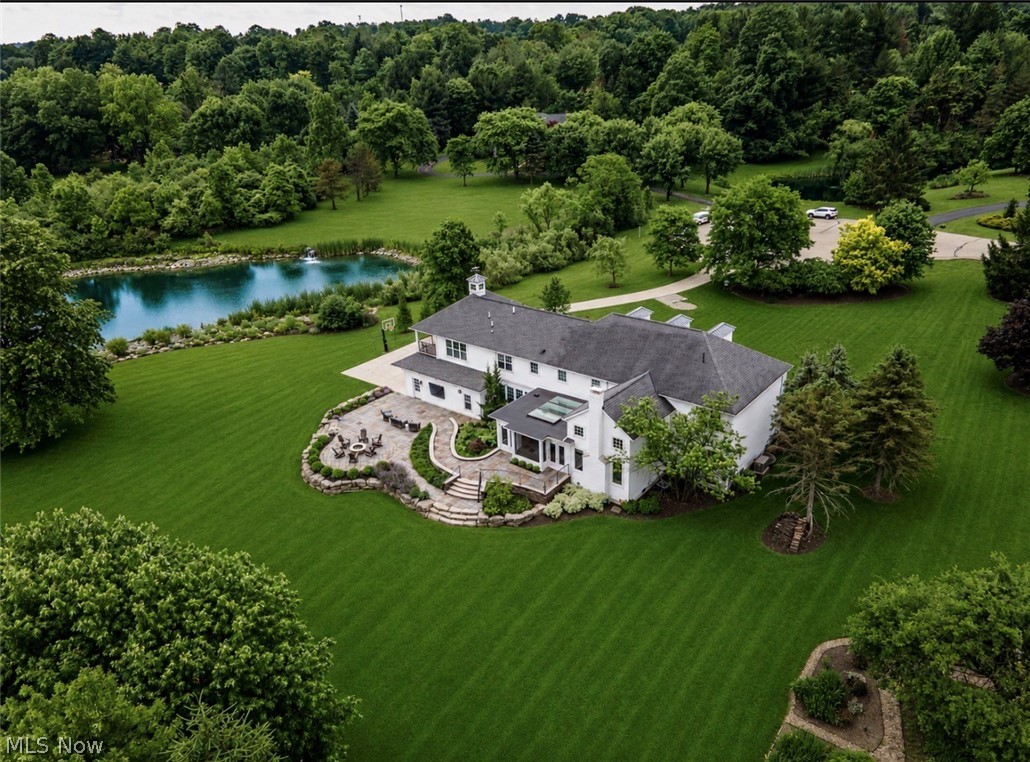 9830 Greenway Trail Chagrin Falls OH 44023