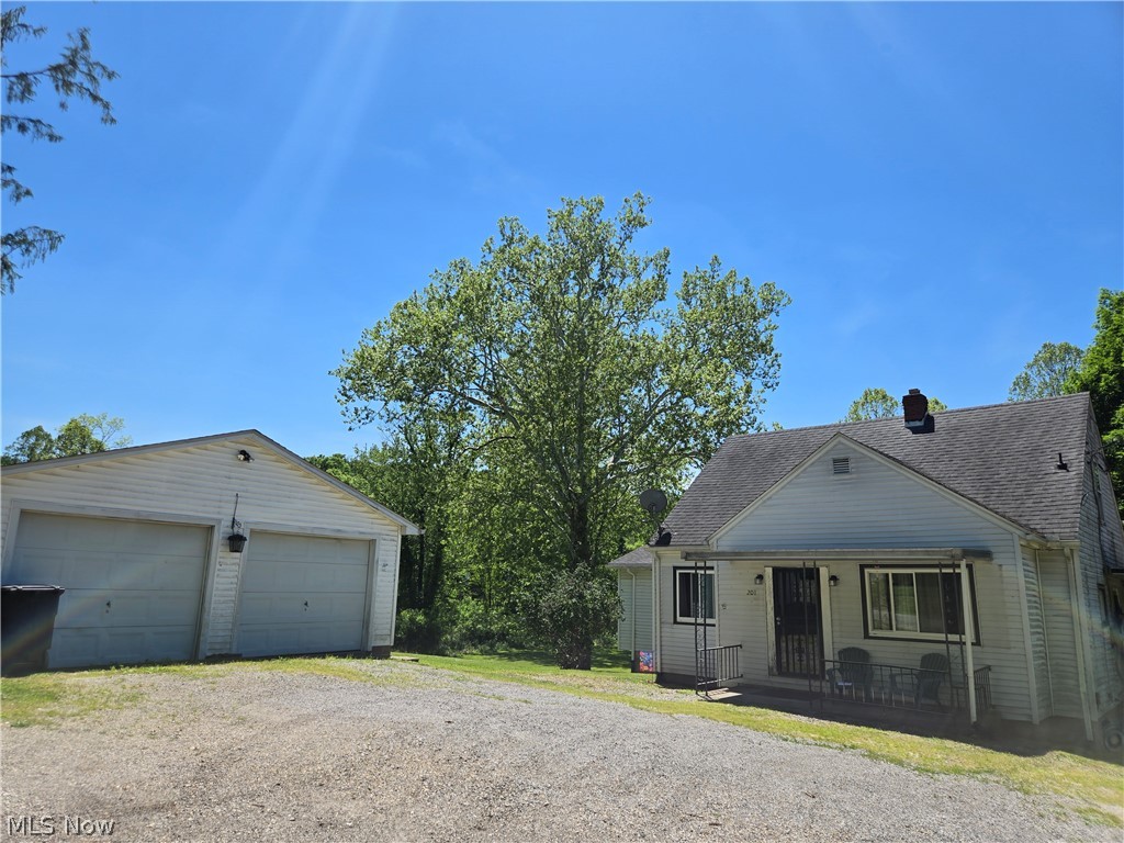 201 Ridgewood Drive Amsterdam OH 43903