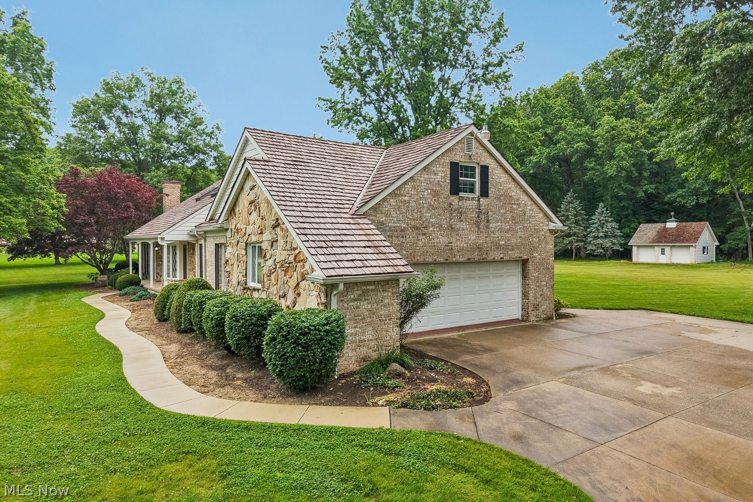 4551 Shaw Road Akron OH 44333