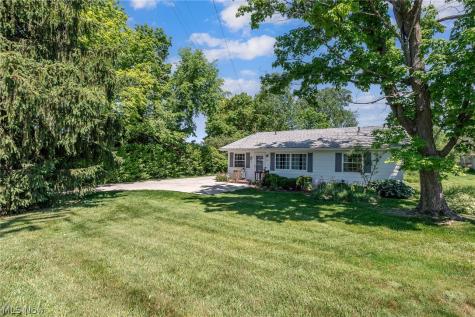 4813 Center Road Brunswick OH 44212