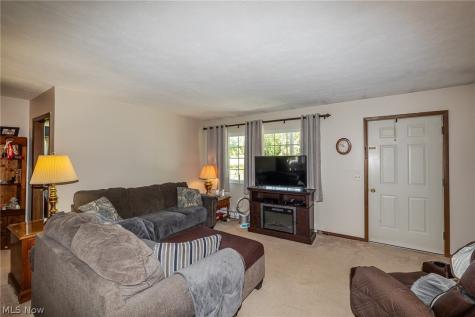 4813 Center Road Brunswick OH 44212