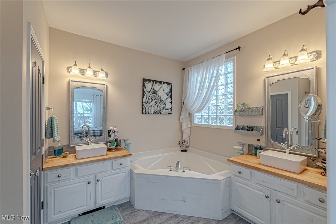 1087 Brynmar Lane Medina OH 44256