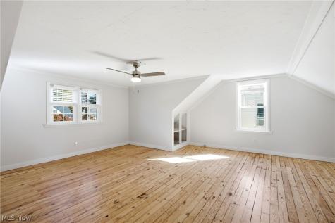 4276 Grove Avenue Willoughby OH 44094