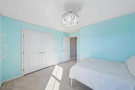 229 Brixton Way Wadsworth OH 44281