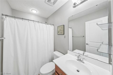 229 Brixton Way Wadsworth OH 44281
