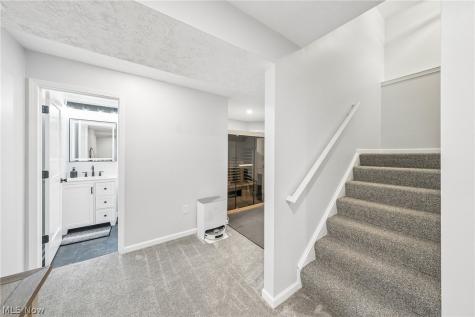 229 Brixton Way Wadsworth OH 44281