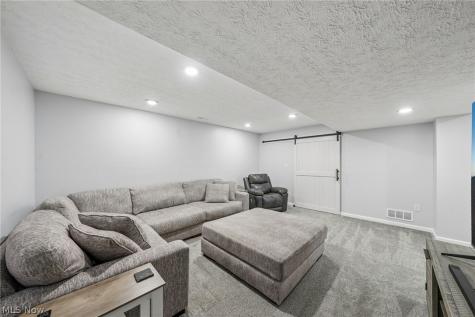 229 Brixton Way Wadsworth OH 44281