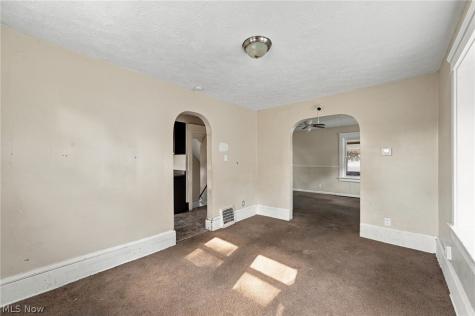 1268 Kansas Avenue Akron OH 44314