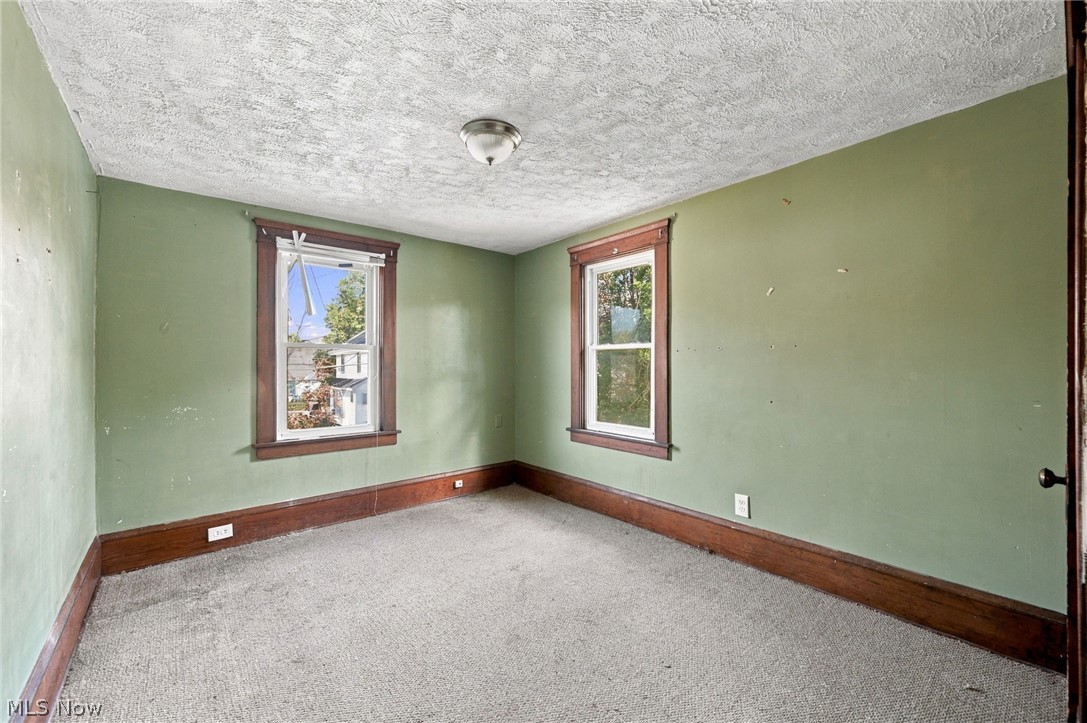1268 Kansas Avenue Akron OH 44314