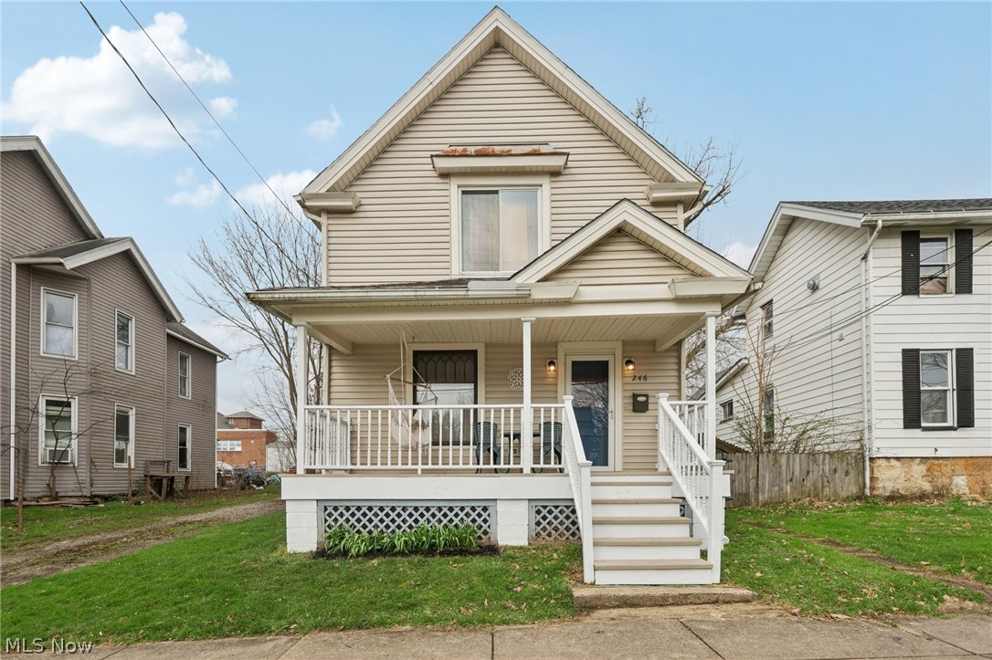 246 S Walnut Street Ravenna OH 44266