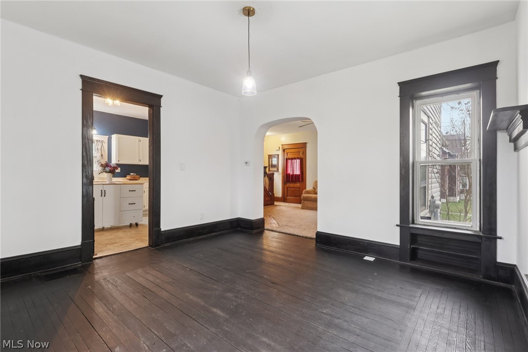 246 S Walnut Street Ravenna OH 44266