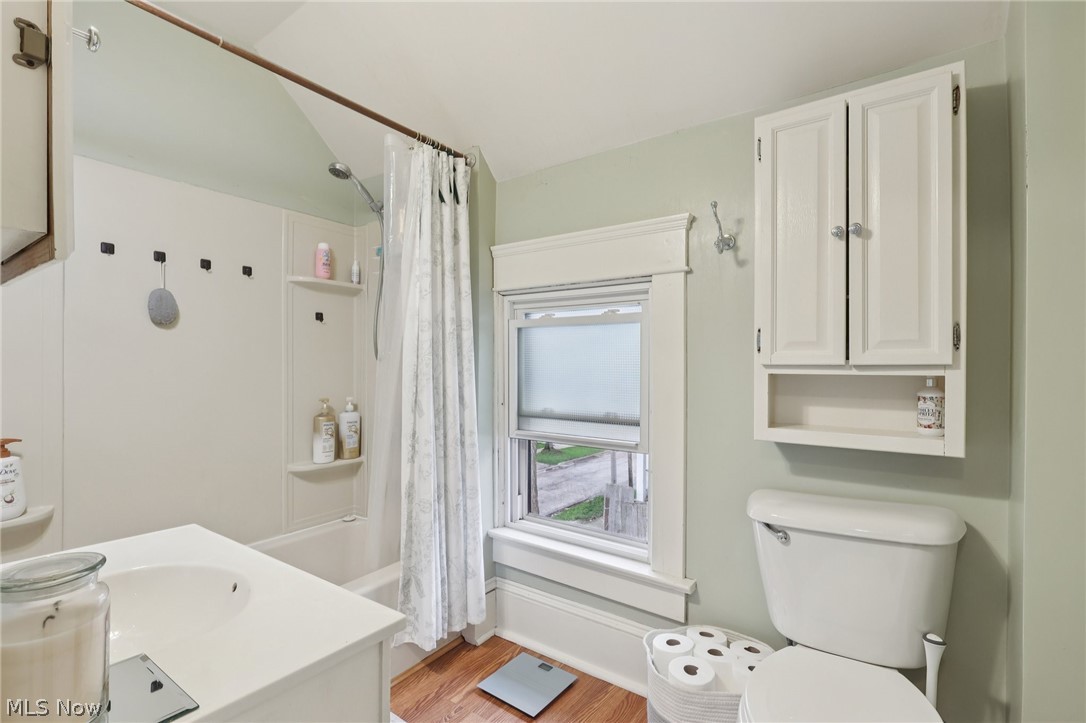 246 S Walnut Street Ravenna OH 44266