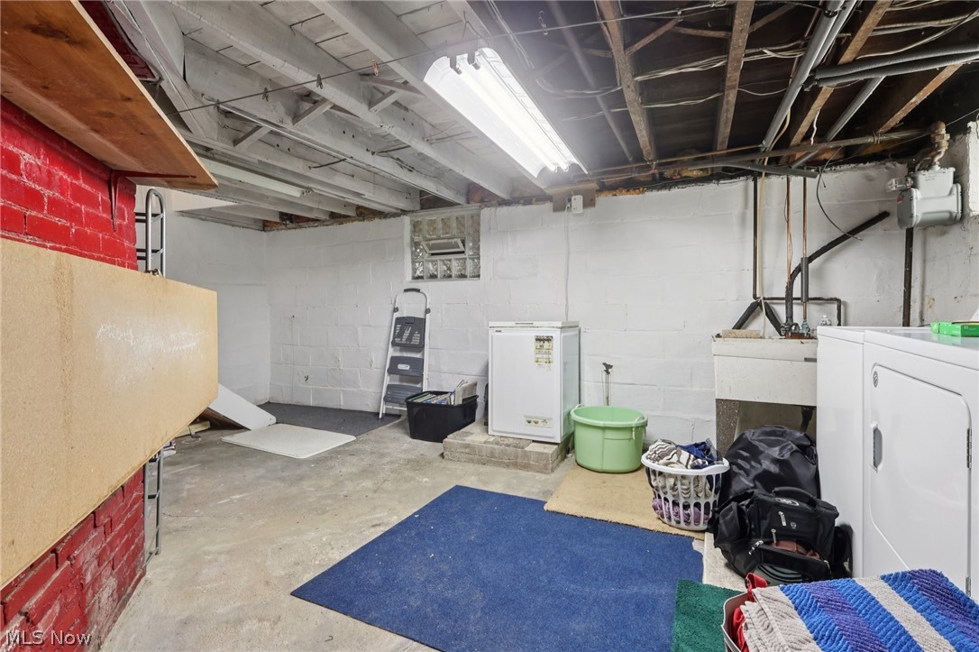 246 S Walnut Street Ravenna OH 44266