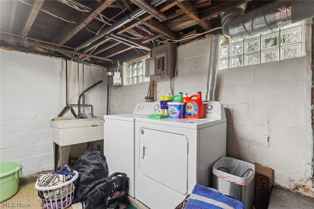 246 S Walnut Street Ravenna OH 44266