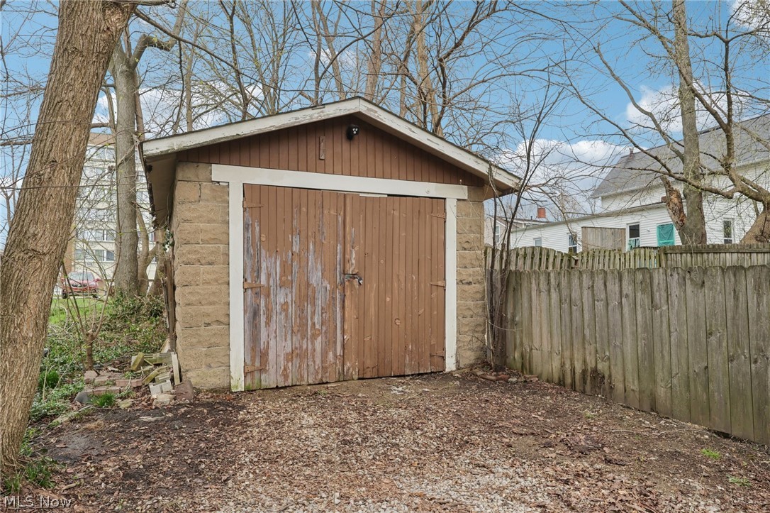 246 S Walnut Street Ravenna OH 44266