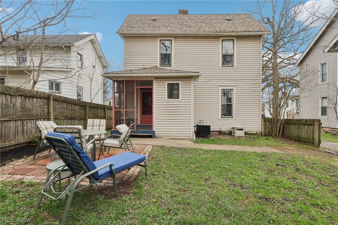 246 S Walnut Street Ravenna OH 44266