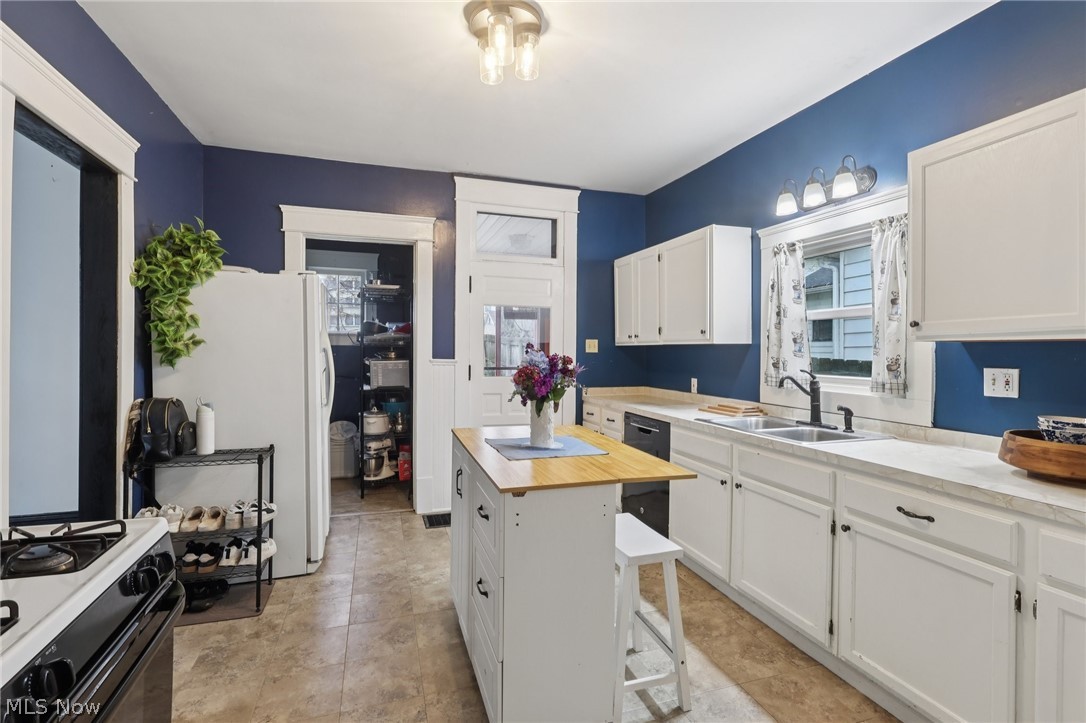 246 S Walnut Street Ravenna OH 44266