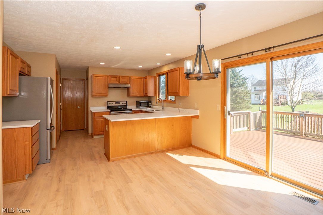 2662 Captens Street NE Canton OH 44721