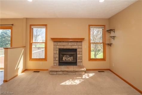 2662 Captens Street NE Canton OH 44721