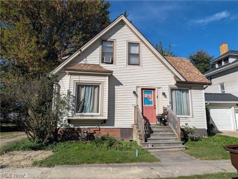 212 King Street Ravenna OH 44266