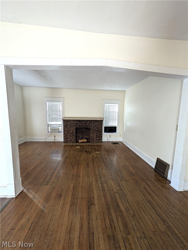 212 King Street Ravenna OH 44266