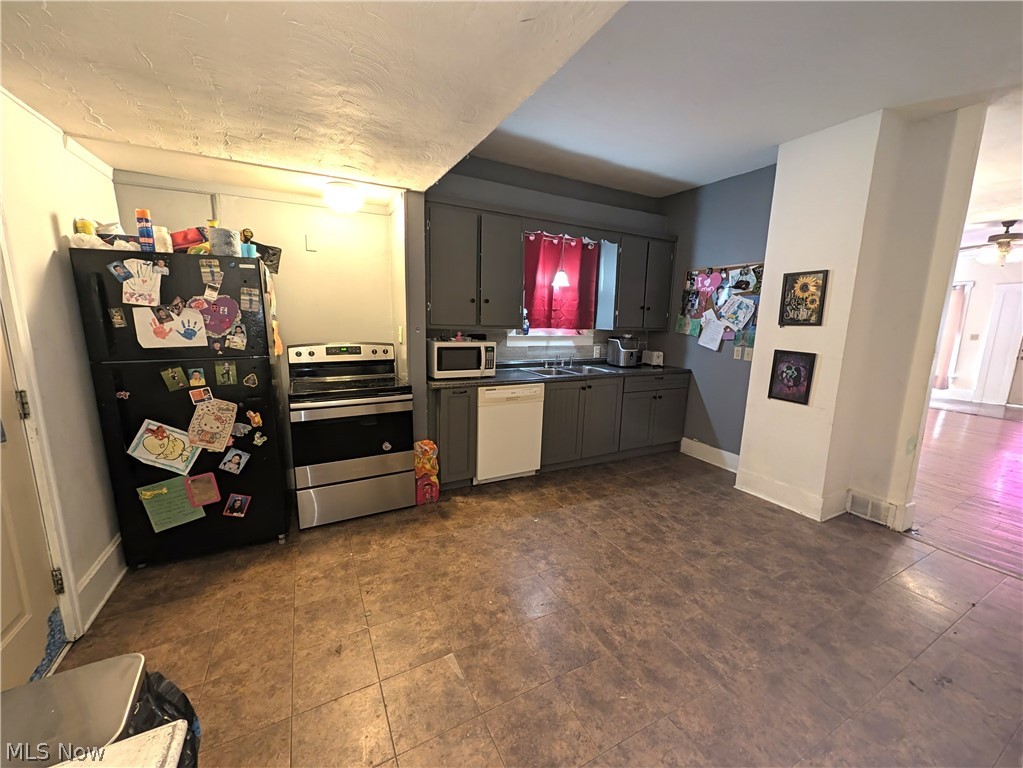 212 King Street Ravenna OH 44266