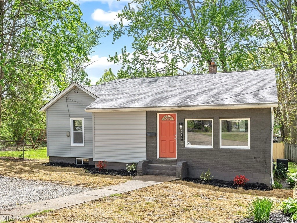244 Keenan Avenue Cuyahoga Falls OH 44221