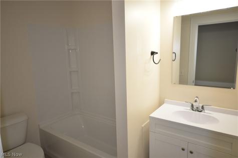 409 The Brooklands Avenue Akron OH 44305