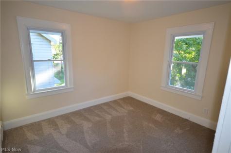 409 The Brooklands Avenue Akron OH 44305