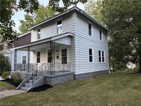 409 The Brooklands Avenue Akron OH 44305