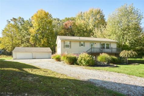 1422 Slagle Drive Akron OH 44312