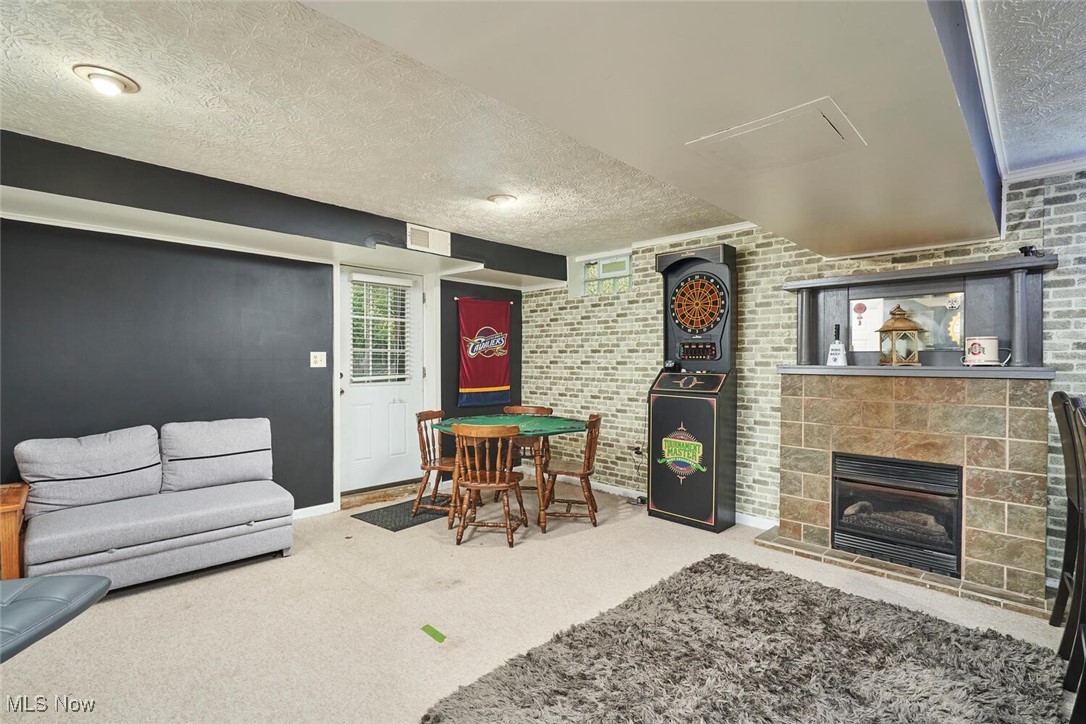 1422 Slagle Drive Akron OH 44312