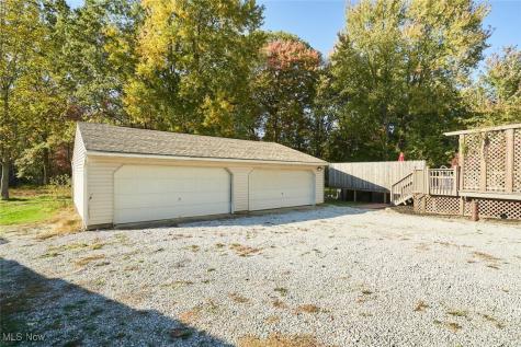 1422 Slagle Drive Akron OH 44312