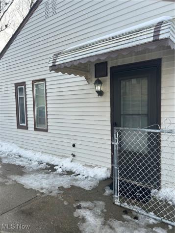 172 Best Street Bedford OH 44146