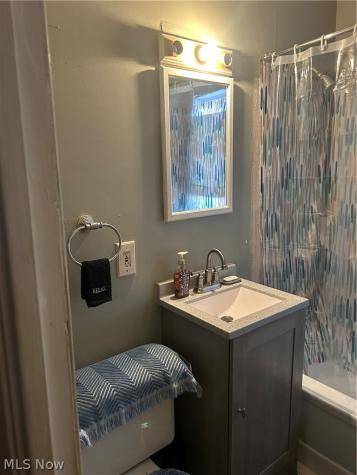 172 Best Street Bedford OH 44146