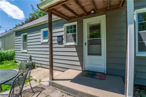 2267 15th Street Cuyahoga Falls OH 44223