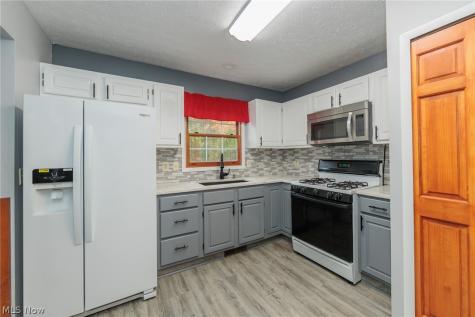 9468 Potomac Drive North Royalton OH 44133