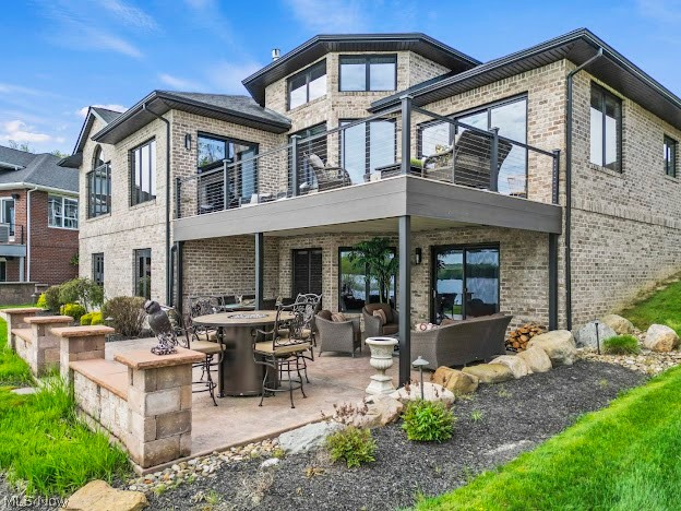 1004 Waters Edge Drive Columbiana OH 44408