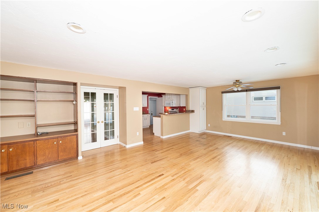 1120 Croyden Road Lyndhurst OH 44124